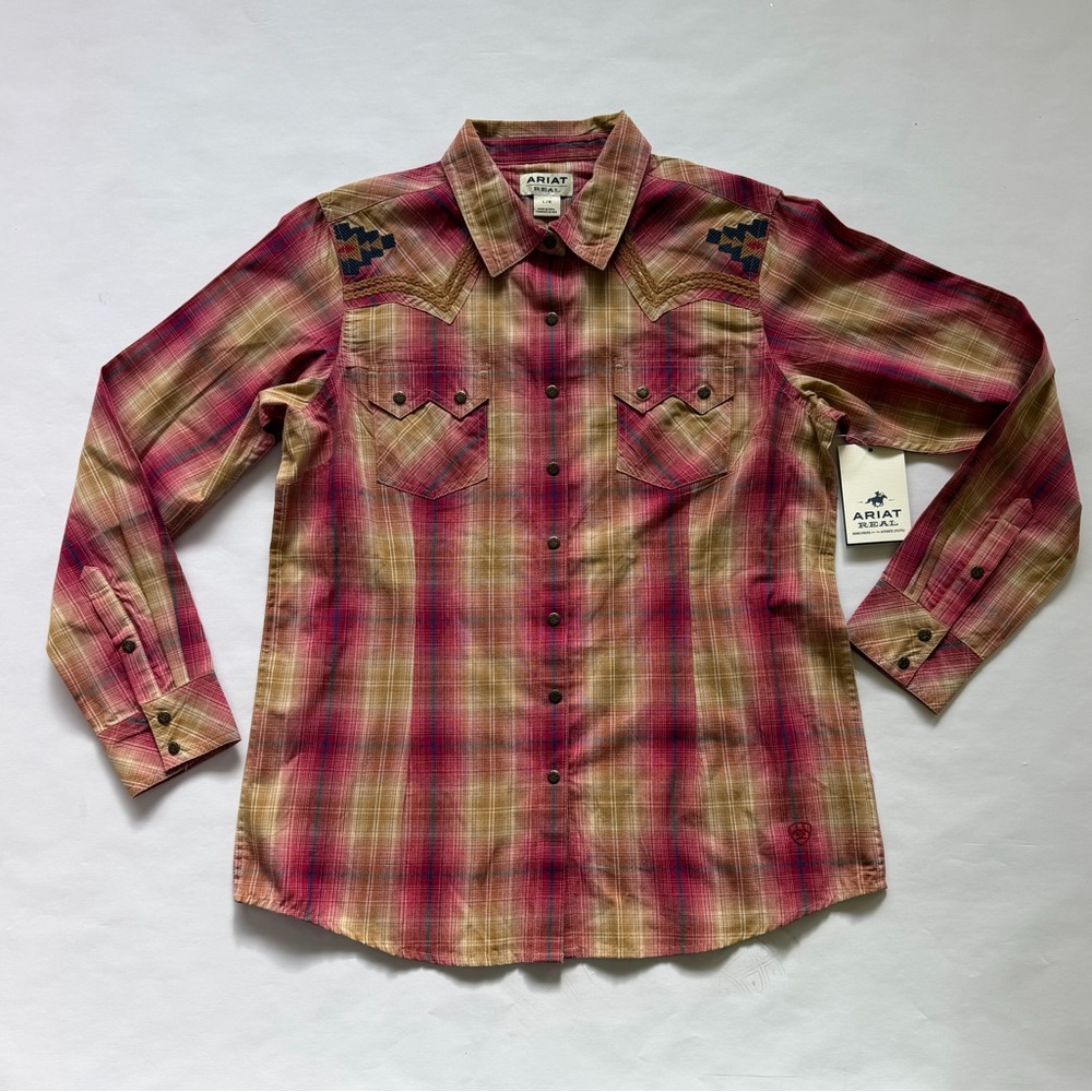 Ariat  Women’s Plaid Western Shirt NWT